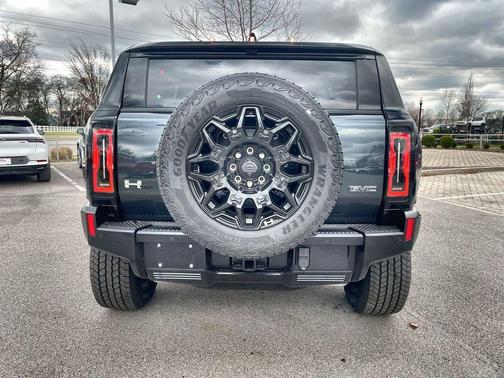 2025 GMC HUMMER EV SUV 2X