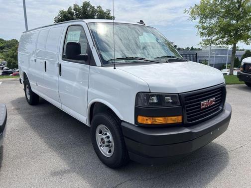 2025 GMC Savana 2500 Work Van