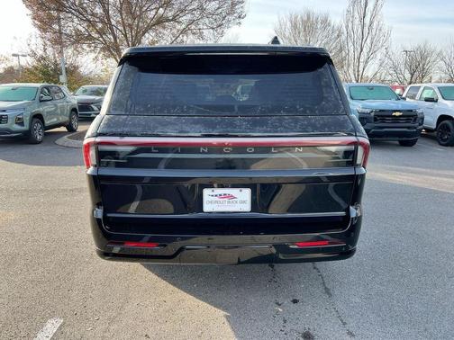 2025 Lincoln Navigator L Black Label