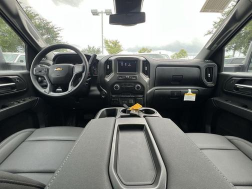 2025 Chevrolet Silverado 2500 WT