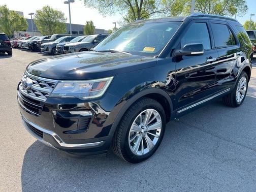 Agate Black Metallic 2019 Ford Explorer Limited