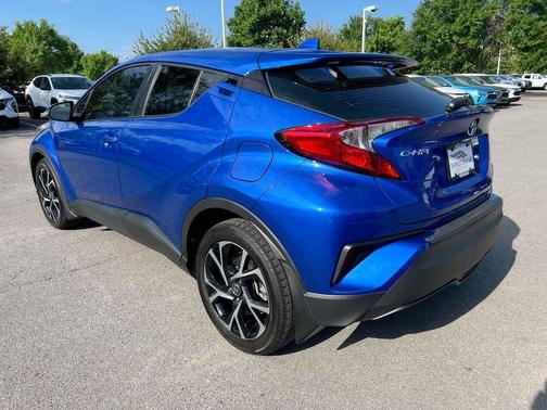 Blue Eclipse Metallic 2022 Toyota C-HR XLE