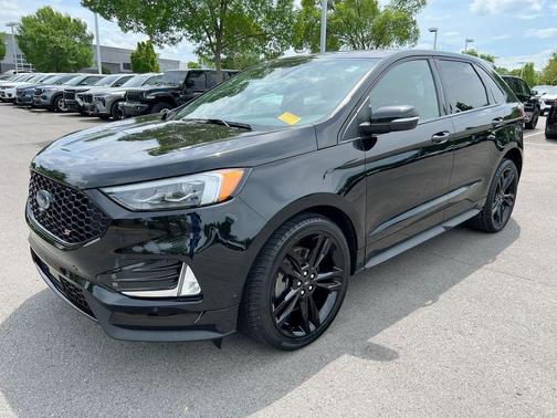 Agate Black Metallic 2022 Ford Edge ST