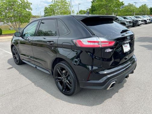 Agate Black Metallic 2022 Ford Edge ST