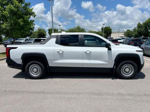 2025 Chevrolet Silverado EV WT