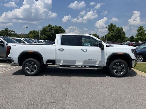 2025 GMC Sierra 2500 SLT