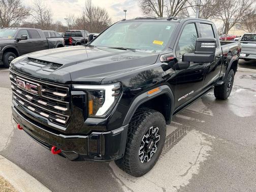 2025 GMC Sierra 2500 AT4X