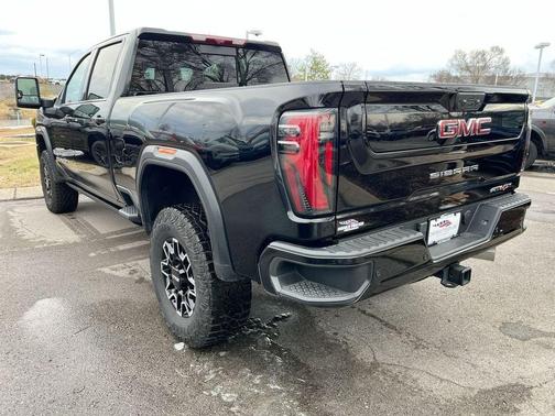 2025 GMC Sierra 2500 AT4X