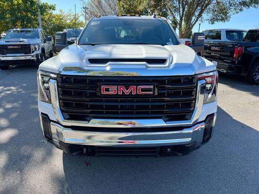 2026 GMC Sierra 2500 Pro