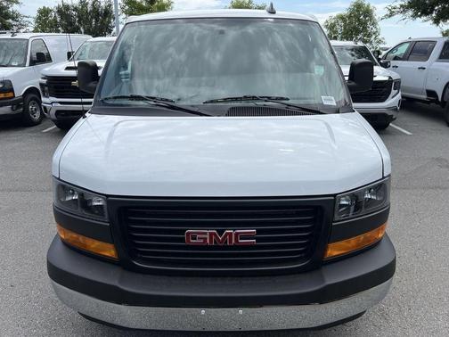 2025 GMC Savana 2500 Work Van