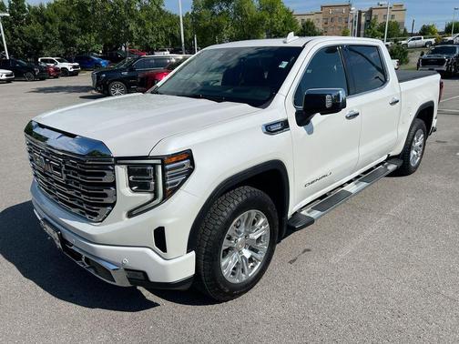 White Frost Tri-Coat 2024 GMC Sierra 1500 Denali
