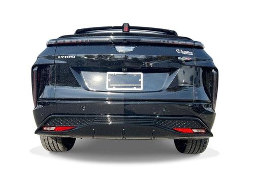 2026 Cadillac LYRIQ V