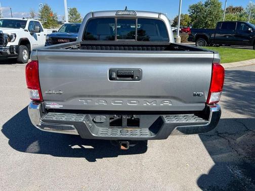 2017 Toyota Tacoma SR5