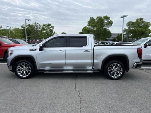 2021 GMC Sierra 1500 SLT