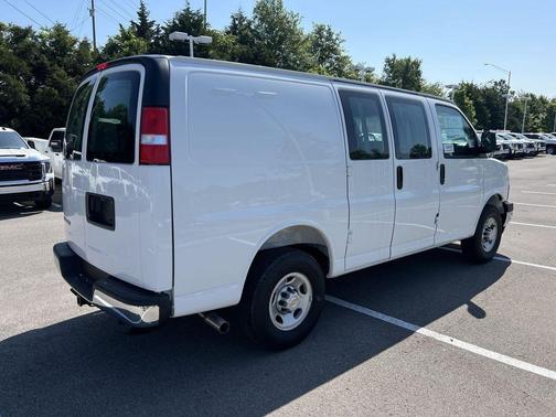 2025 Chevrolet Express 2500 Work Van