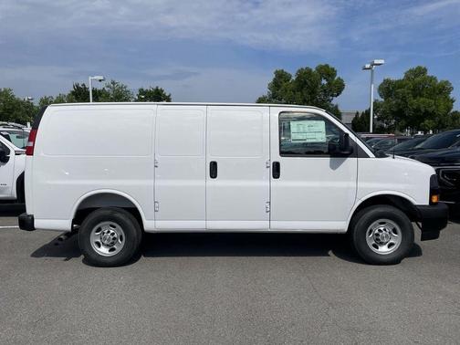 2025 Chevrolet Express 2500 Work Van