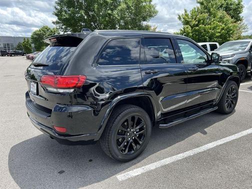 2021 Jeep Grand Cherokee Laredo X