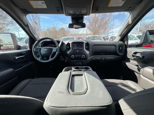 2024 Chevrolet Silverado 2500 Custom