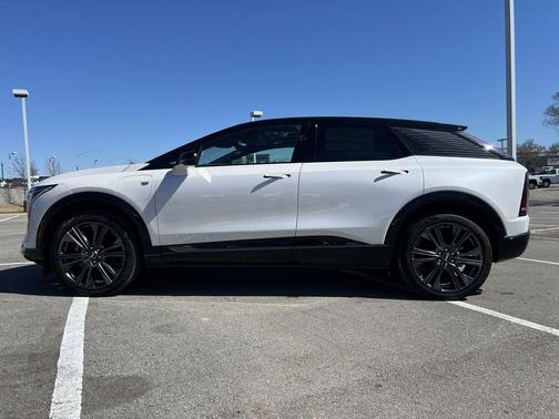 2025 Cadillac OPTIQ Sport