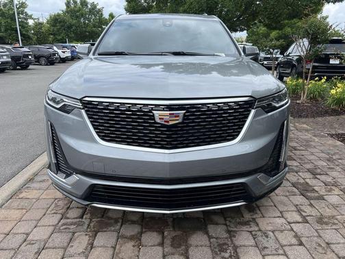 2025 Cadillac XT6 Luxury FWD