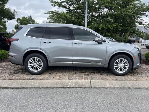 2025 Cadillac XT6 Luxury FWD