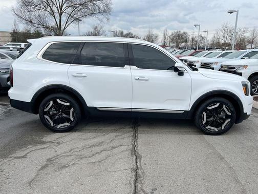2023 Kia Telluride EX
