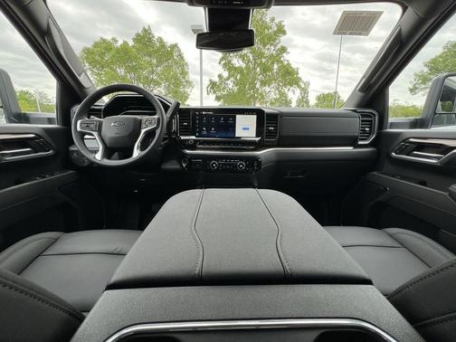 2025 Chevrolet Silverado 2500 LT