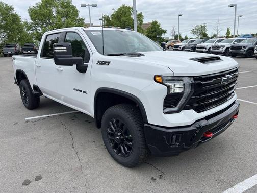2025 Chevrolet Silverado 2500 LT