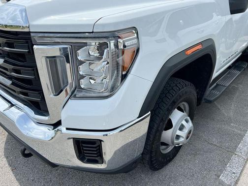 Summit White 2022 GMC Sierra 3500 Pro