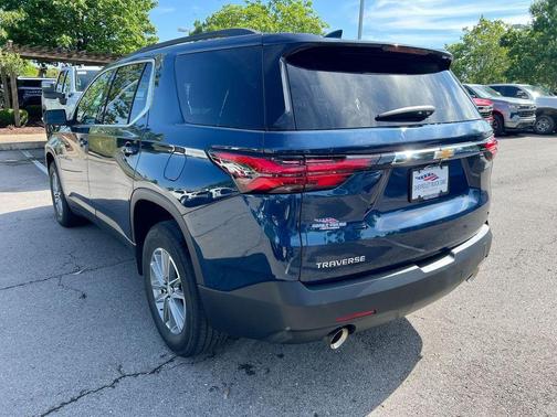 Northsky Blue Metallic 2023 Chevrolet Traverse LT Cloth