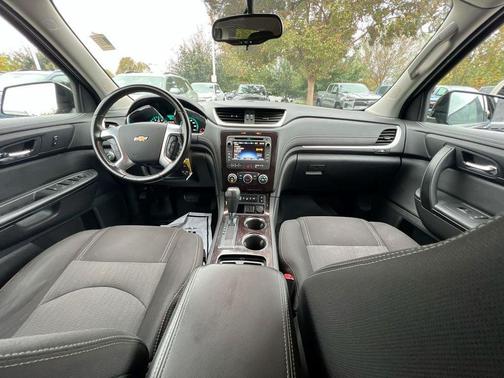 2017 Chevrolet Traverse 1LT