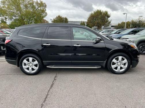 2017 Chevrolet Traverse 1LT