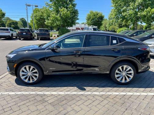 Ebony Twilight Metallic 2026 Buick Envista Avenir