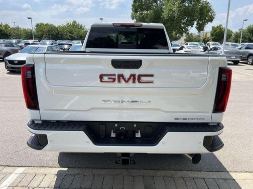 2025 GMC Sierra 2500 Denali