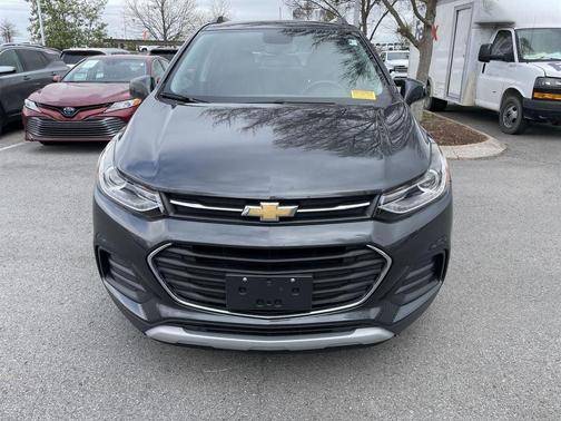 Nightfall Gray Metallic 2018 Chevrolet Trax LT