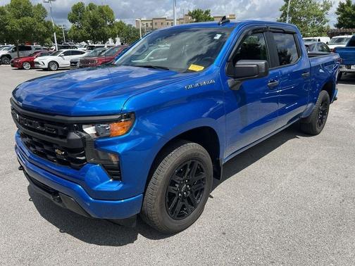 2024 Chevrolet Silverado 1500 Custom