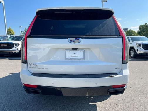 2022 Cadillac Escalade Sport