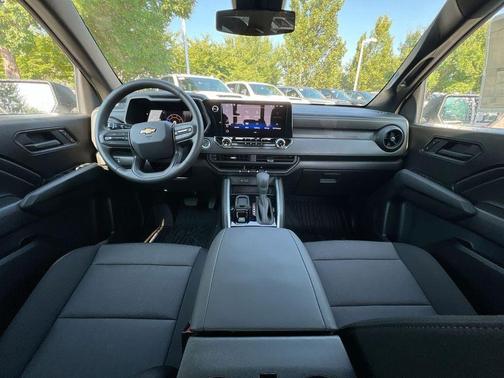 2025 Chevrolet Colorado WT