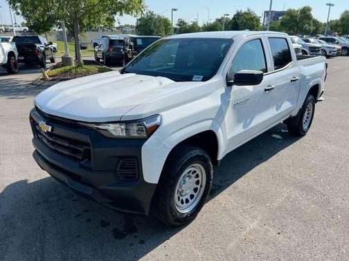 2025 Chevrolet Colorado WT