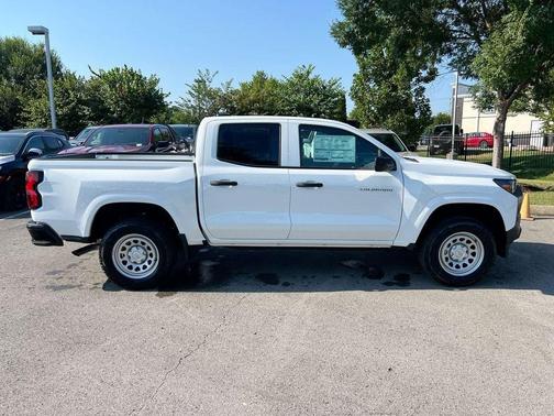 2025 Chevrolet Colorado WT