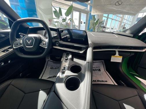 2026 Chevrolet Corvette Stingray w/1LT