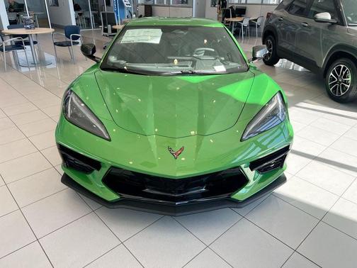 2026 Chevrolet Corvette Stingray w/1LT