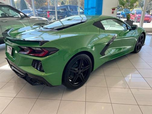 2026 Chevrolet Corvette Stingray w/1LT