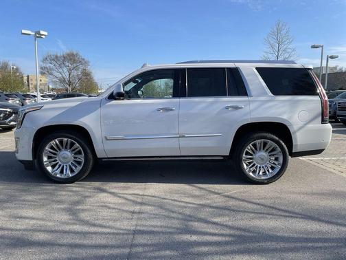 Crystal White Tri-Coat 2017 Cadillac Escalade Platinum