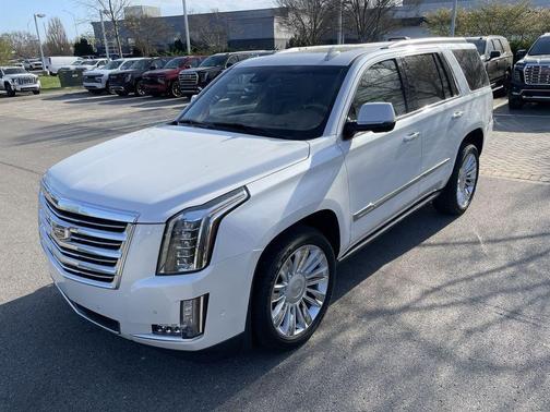 Crystal White Tri-Coat 2017 Cadillac Escalade Platinum