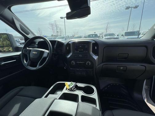 2025 Chevrolet Silverado 2500 WT