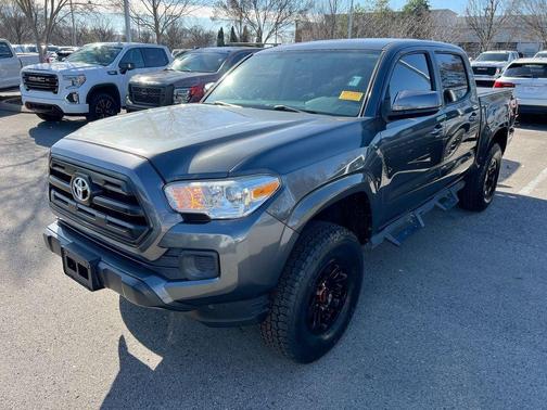 2017 Toyota Tacoma SR