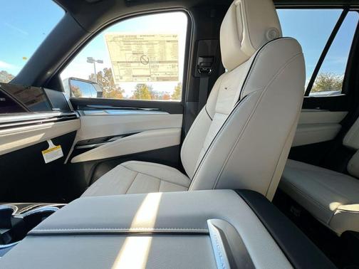 2026 Cadillac Escalade 4WD Sport