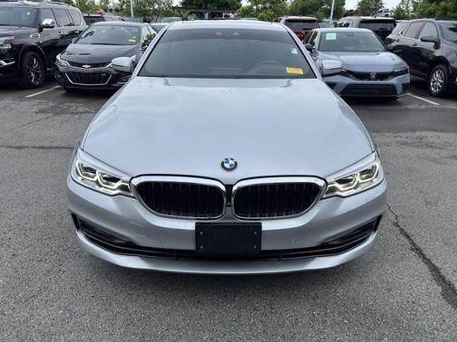 2017 BMW 540 i xDrive