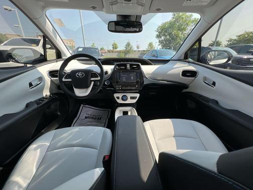 2016 Toyota Prius Four Touring
